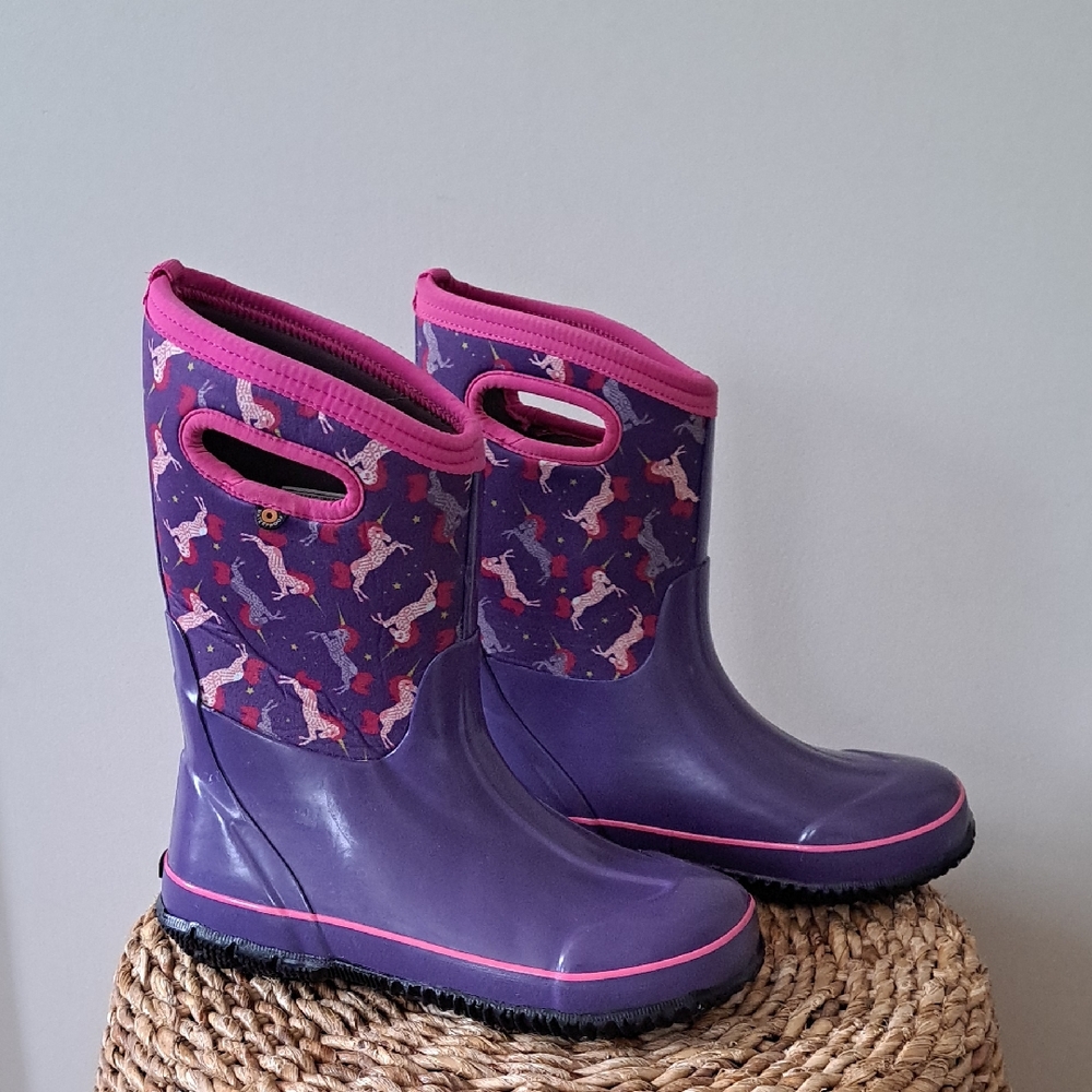 BOGS Girls Classic Waterproof/Insulated Pull On Winter/Snow/Outdoor Boots‎ 6